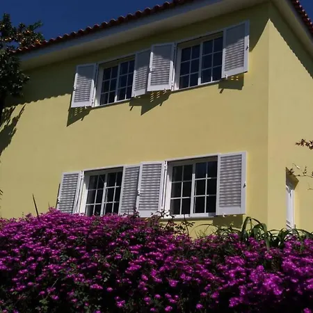 Dom wakacyjny Casa Laranjeiras Abragao